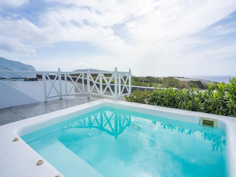 Oia Sunset Villas - Villa Swinging Sunset — photo 127