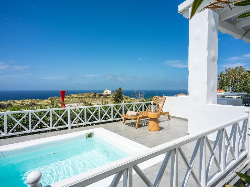 Oia Sunset Villas - Villa Swinging Sunset — photo 19