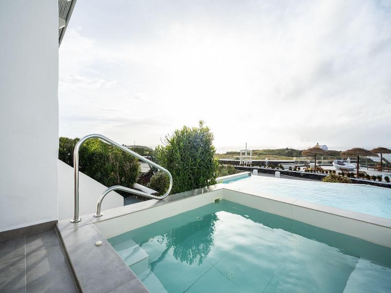 Oia Sunset Villas - Villa Swinging Sunset — photo 66