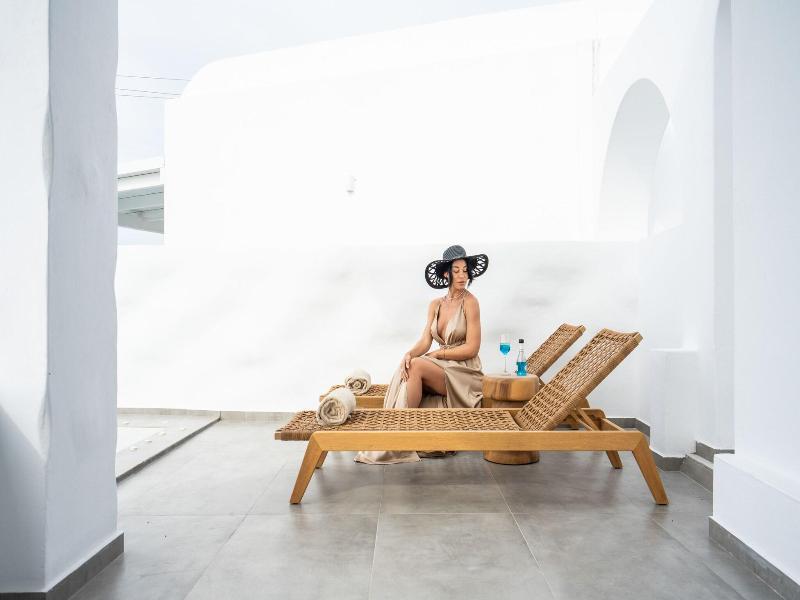 Oia Sunset Villas - Villa Swinging Sunset — photo 111