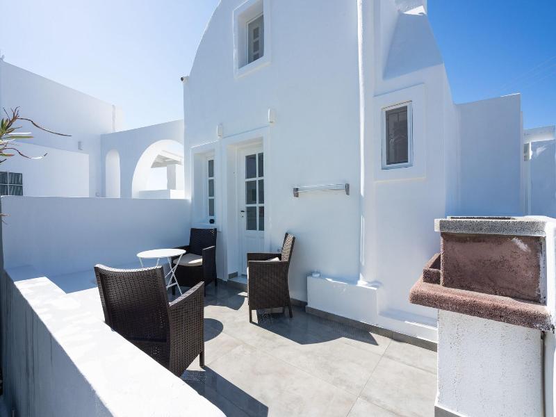Oia Sunset Villas - Villa Swinging Sunset — photo 78