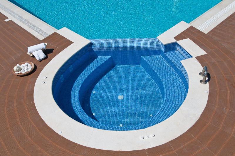 Miland Suites image