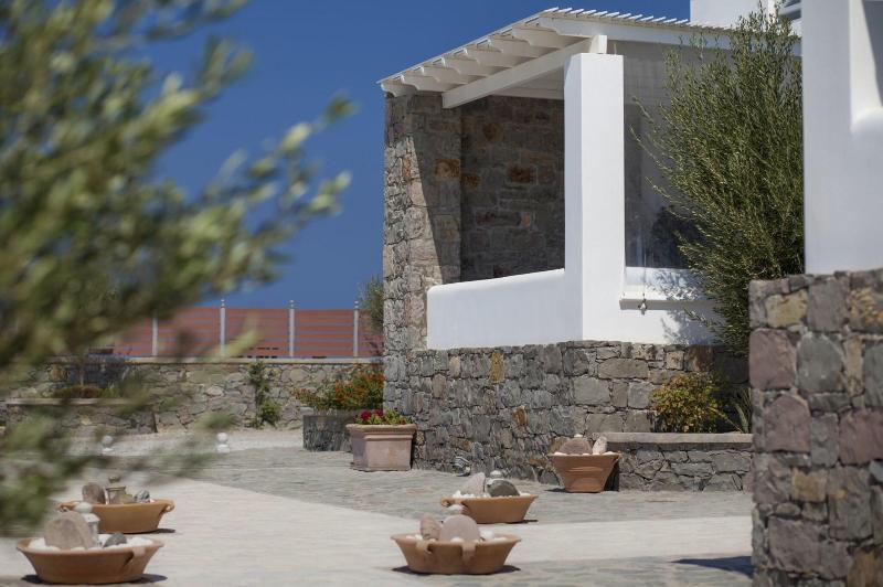 Miland Suites image