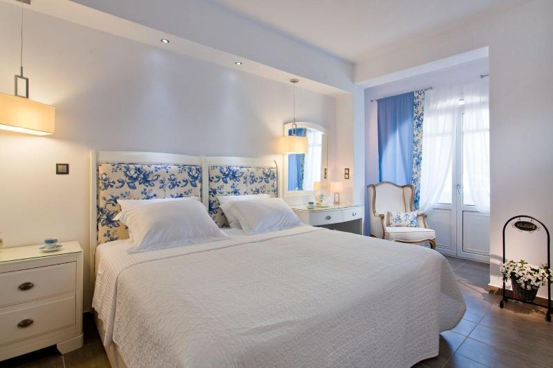 Miland Suites image