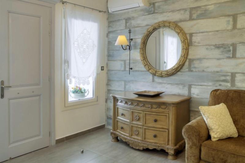 Miland Suites image