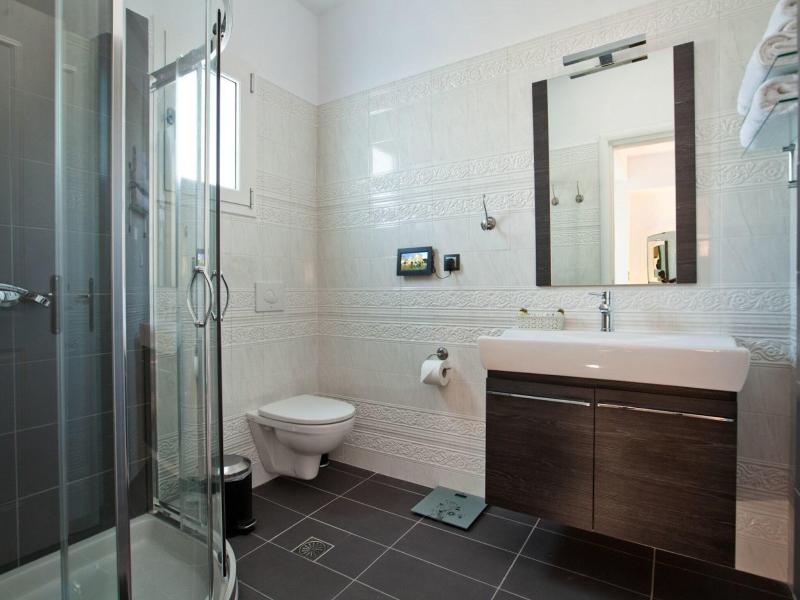Miland Suites image