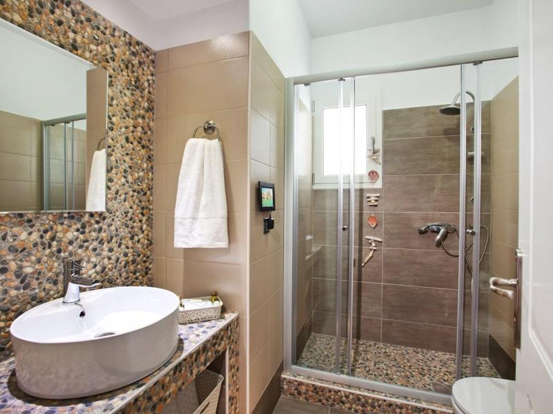 Miland Suites image