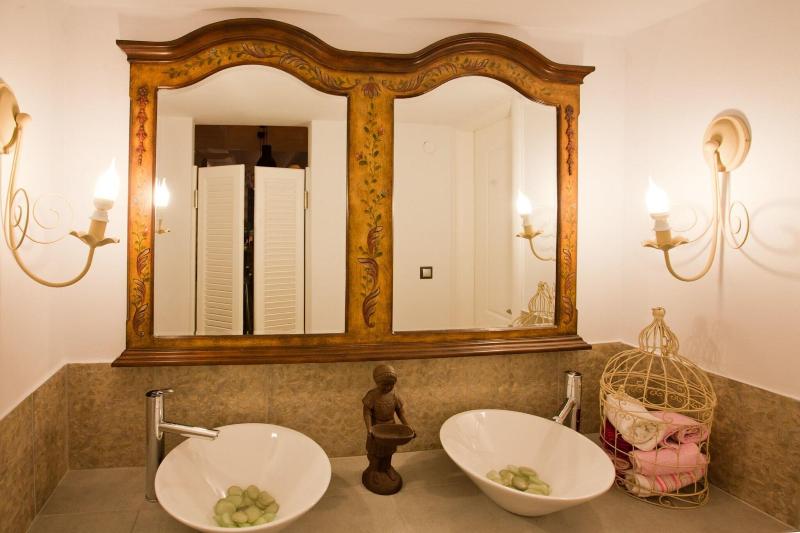 Miland Suites image