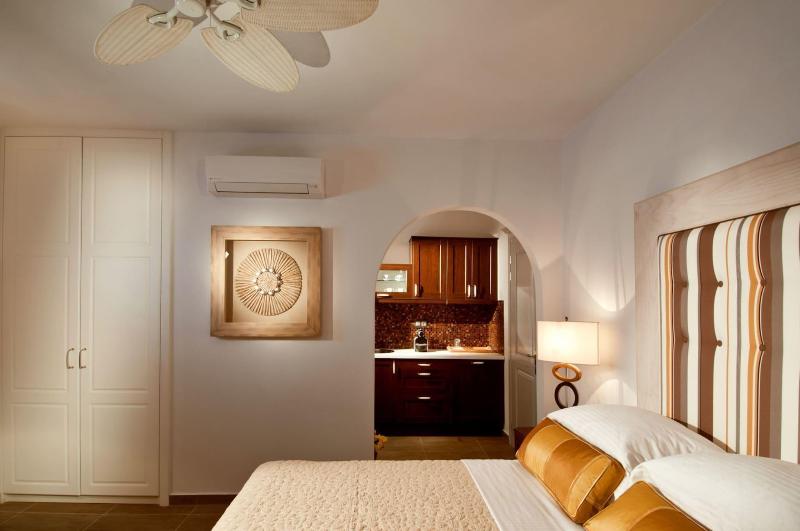 Miland Suites image
