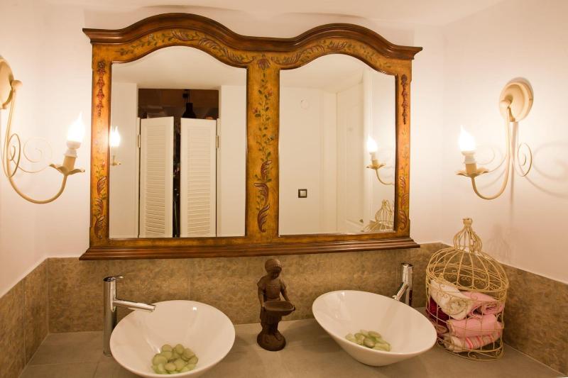 Miland Suites image