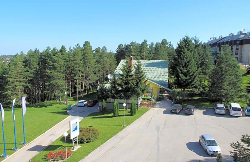 Hotel President garni image