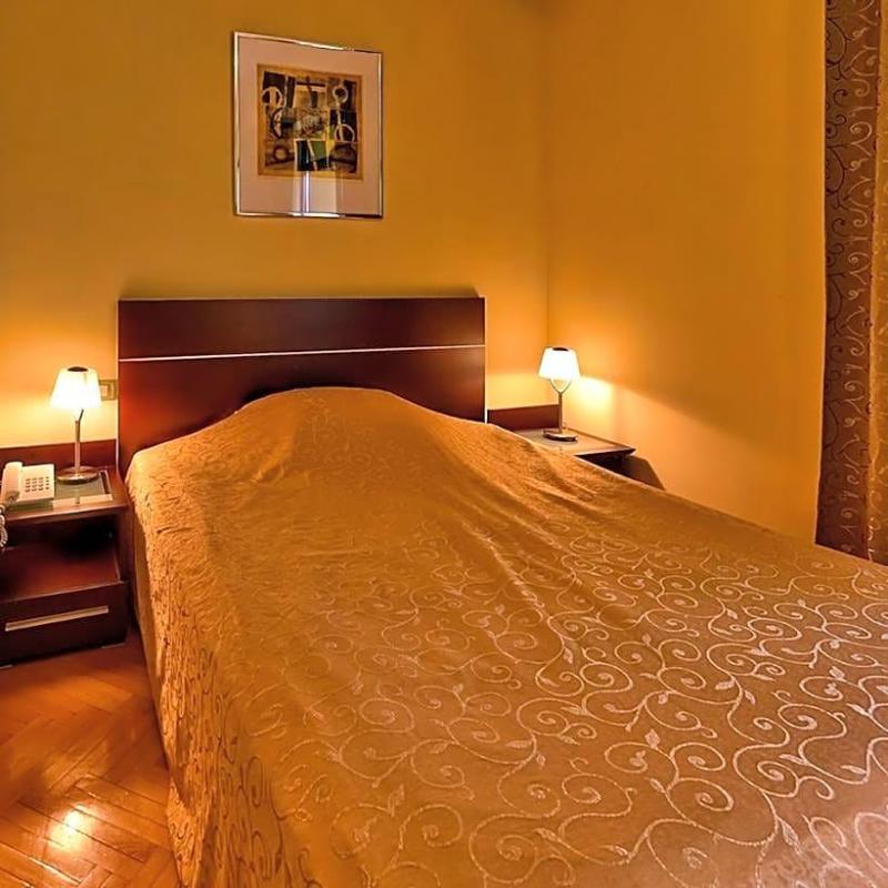 Hotel President garni image