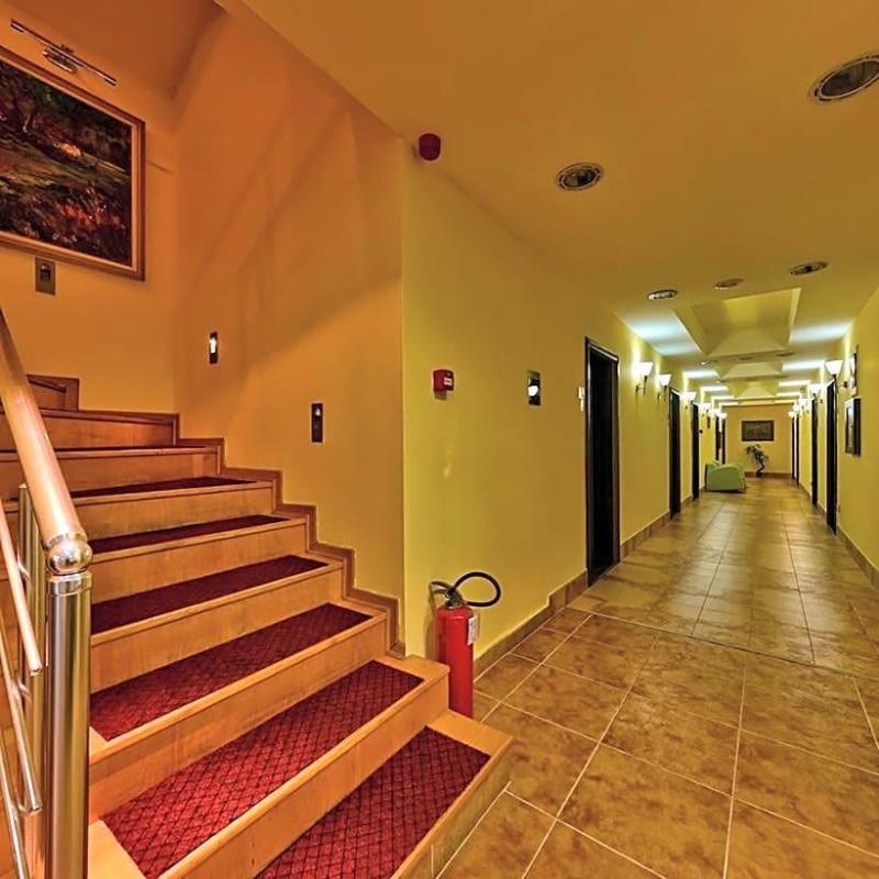 Hotel President garni image