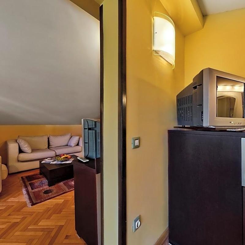 Hotel President garni image