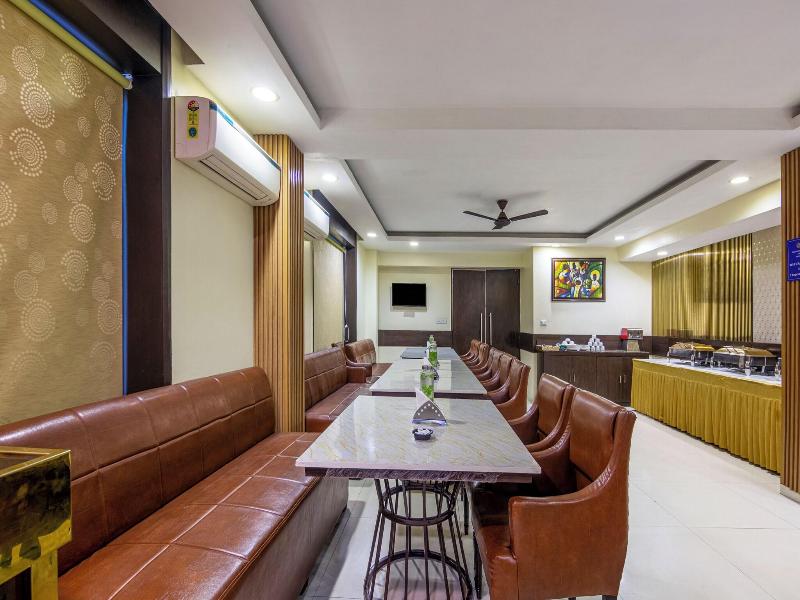 Mapple Express Delhi image