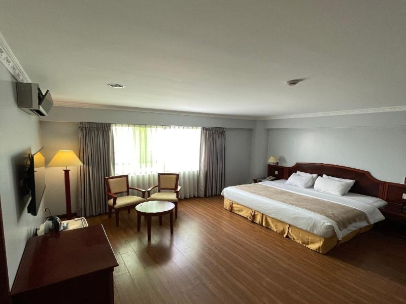 Kingdom Hotel image