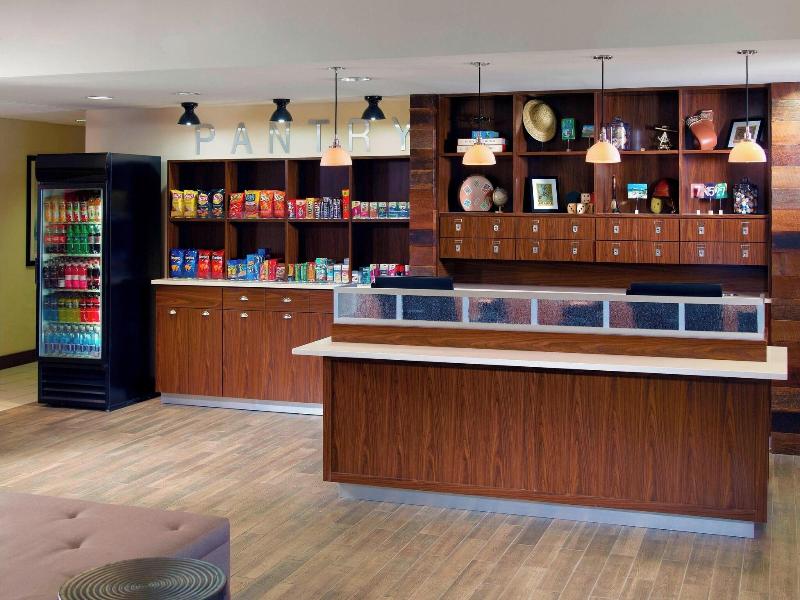 Four Points by Sheraton Nashville Airport