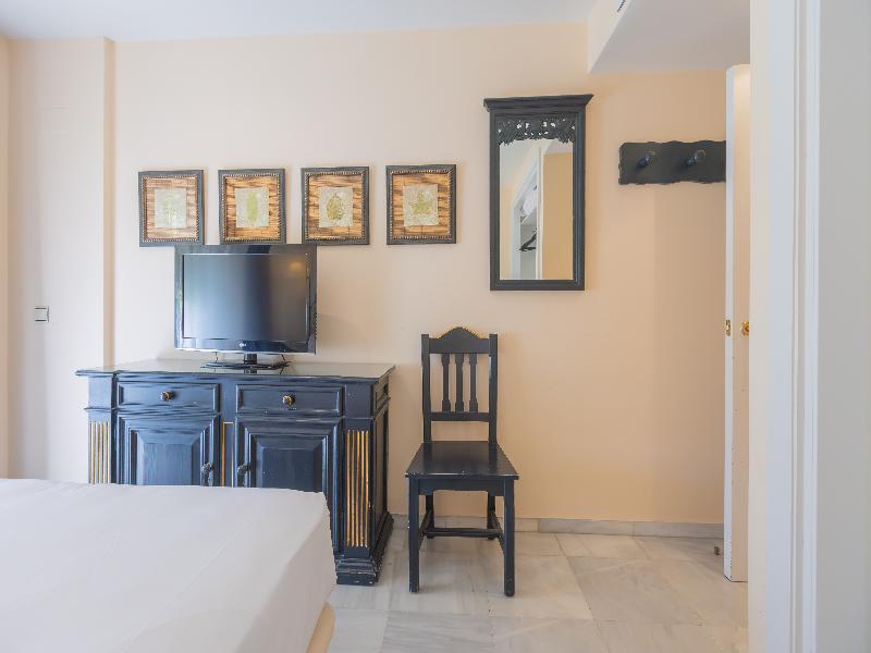 Apartamentos SB Vistahermosa image