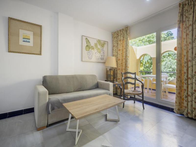 Apartamentos SB Vistahermosa image