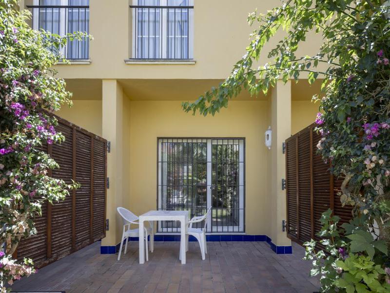Apartamentos SB Vistahermosa image