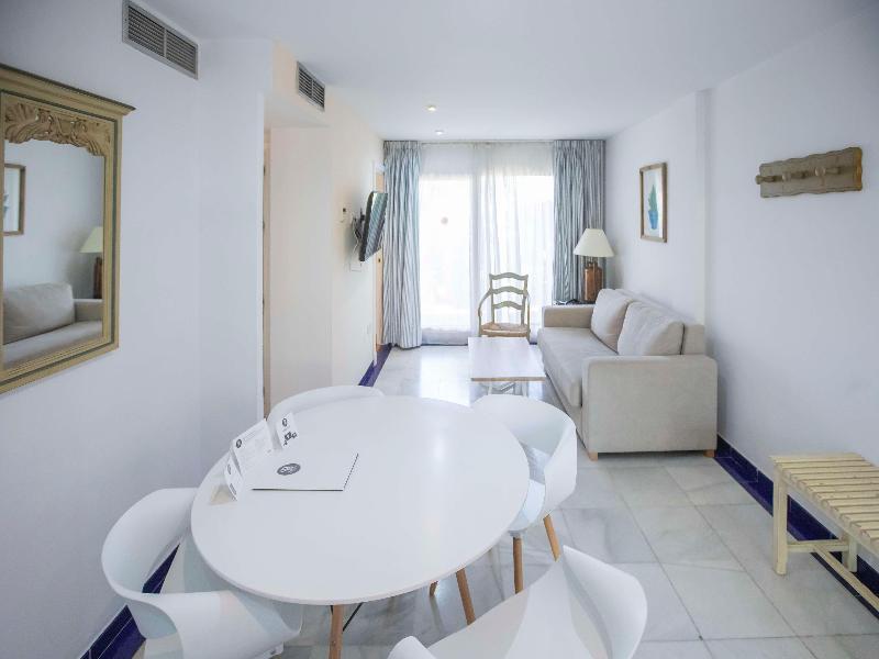 Apartamentos SB Vistahermosa image