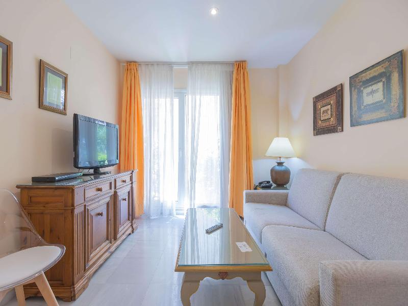 Apartamentos SB Vistahermosa image