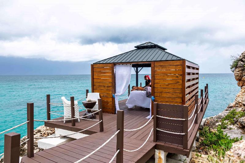 Sonesta Ocean Point Resort All Inclusive, Adults image