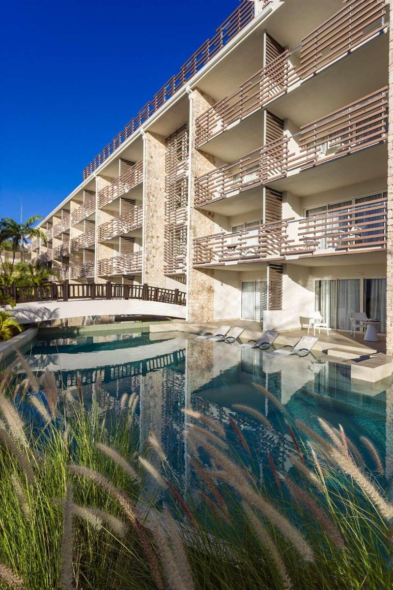 Sonesta Ocean Point Resort All Inclusive, Adults image