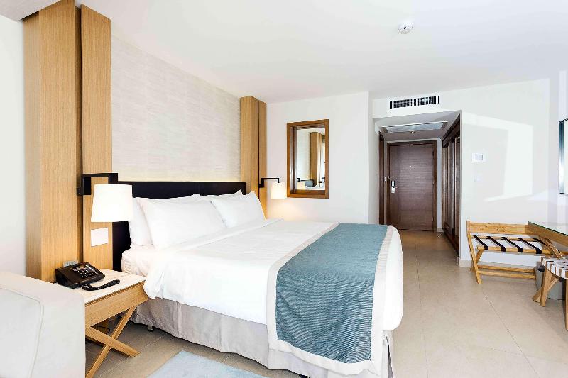 Sonesta Ocean Point Resort All Inclusive, Adults image