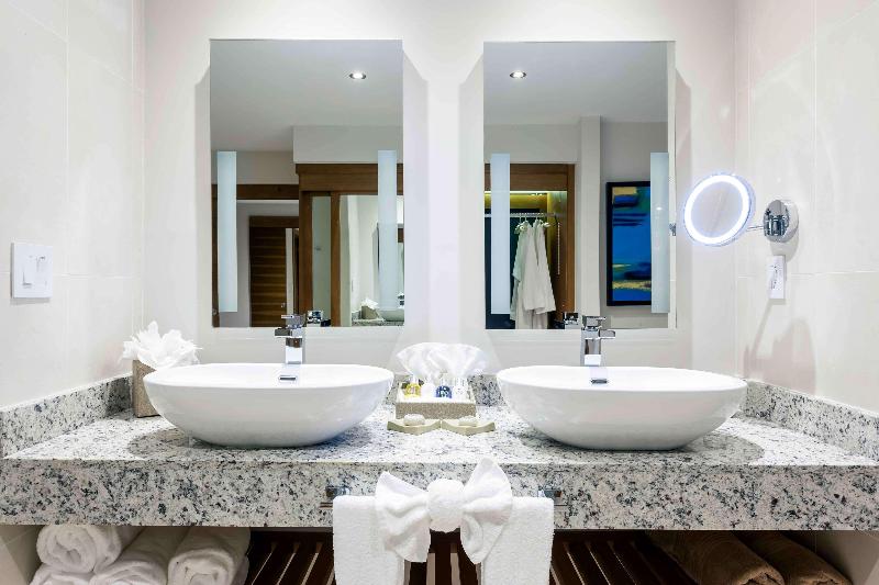 Sonesta Ocean Point Resort All Inclusive, Adults image