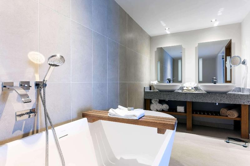 Sonesta Ocean Point Resort All Inclusive, Adults image