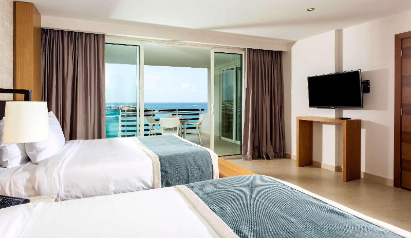 Sonesta Ocean Point Resort All Inclusive, Adults image