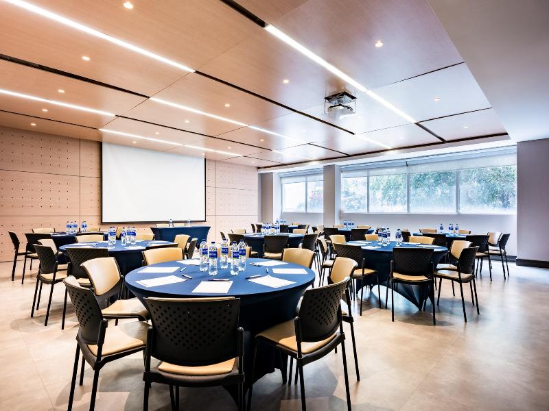 Holiday Inn Express Cartagena Bocagrande image