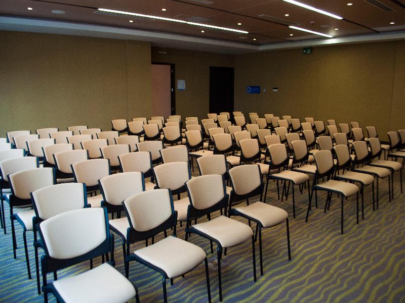 Holiday Inn Express Cartagena Bocagrande image
