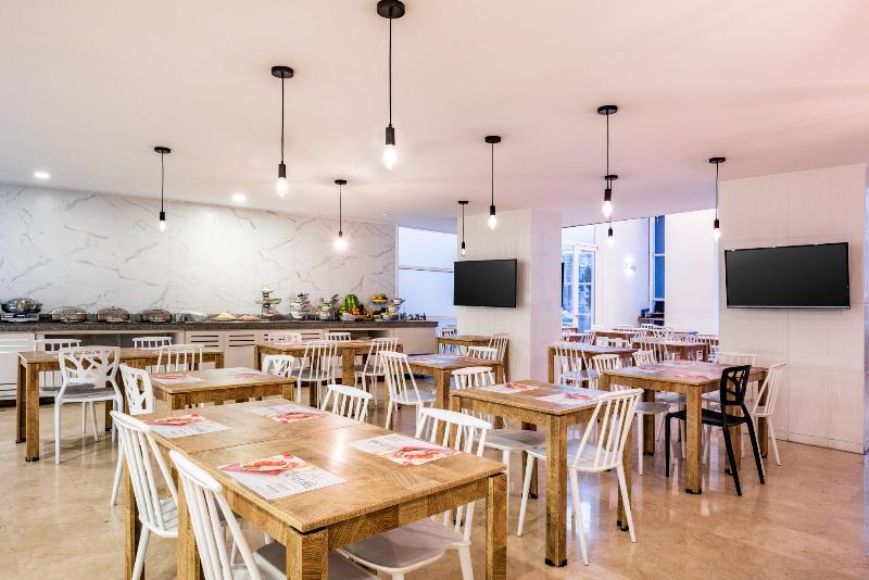 Holiday Inn Express Cartagena Bocagrande image