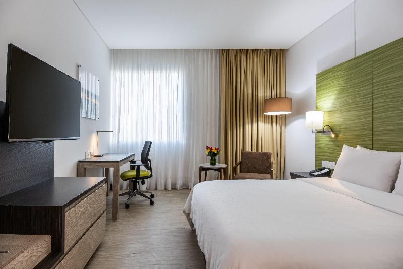 Holiday Inn Express Cartagena Bocagrande image