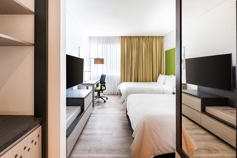Holiday Inn Express Cartagena Bocagrande image