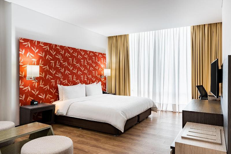 Holiday Inn Express Cartagena Bocagrande image