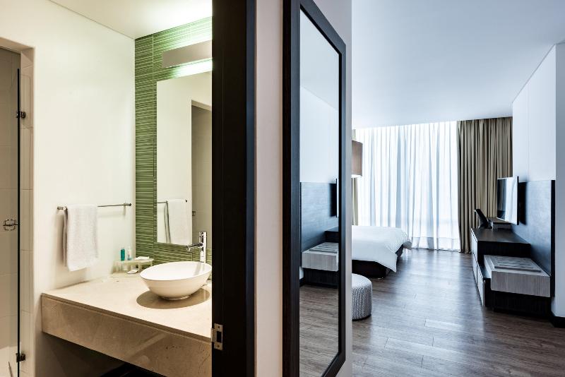 Holiday Inn Express Cartagena Bocagrande image