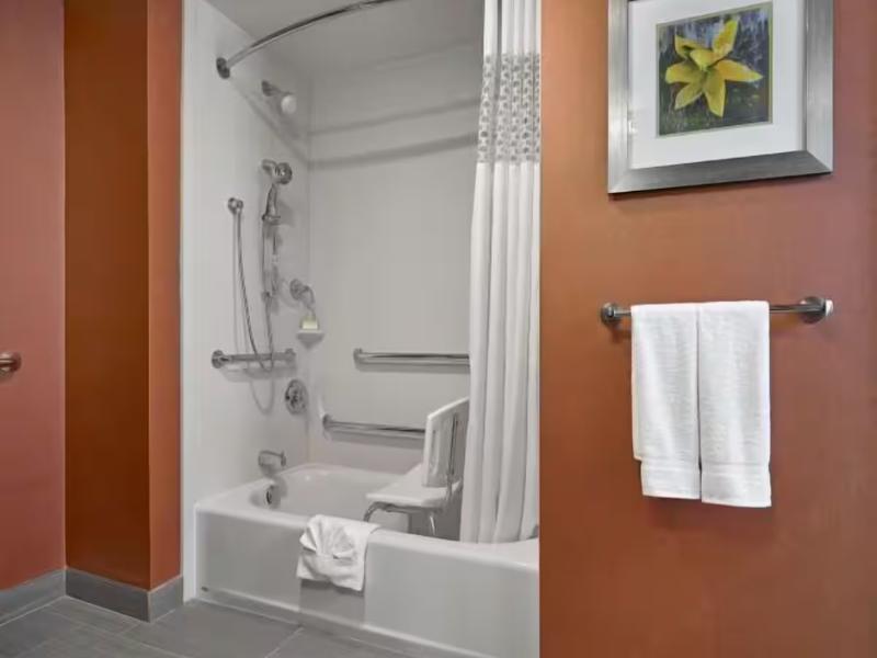 Hampton Inn by Hilton Calgary Airport North image