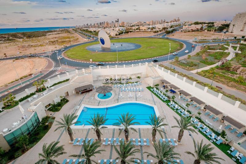 Leonardo Plaza Ashdod by the beach image