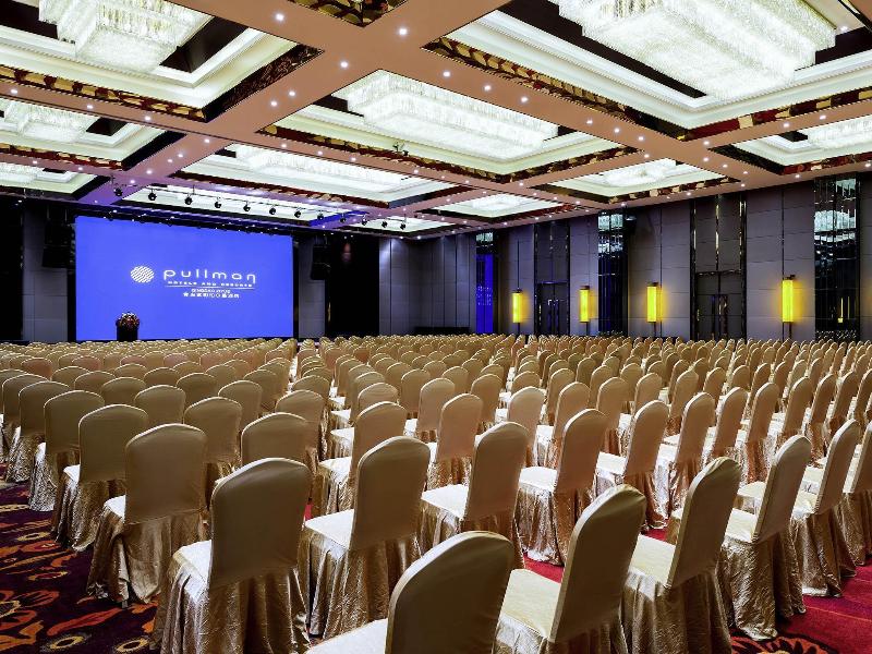 Pullman Qingdao Ziyue image