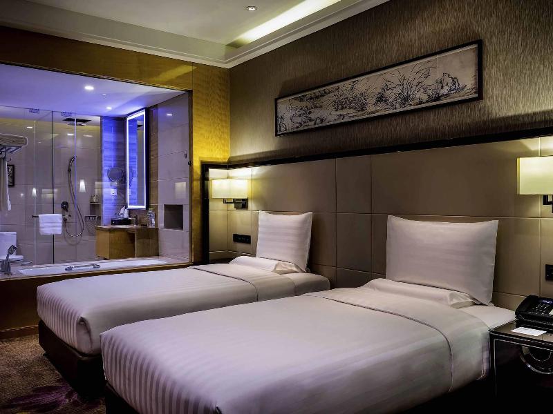 Pullman Qingdao Ziyue image