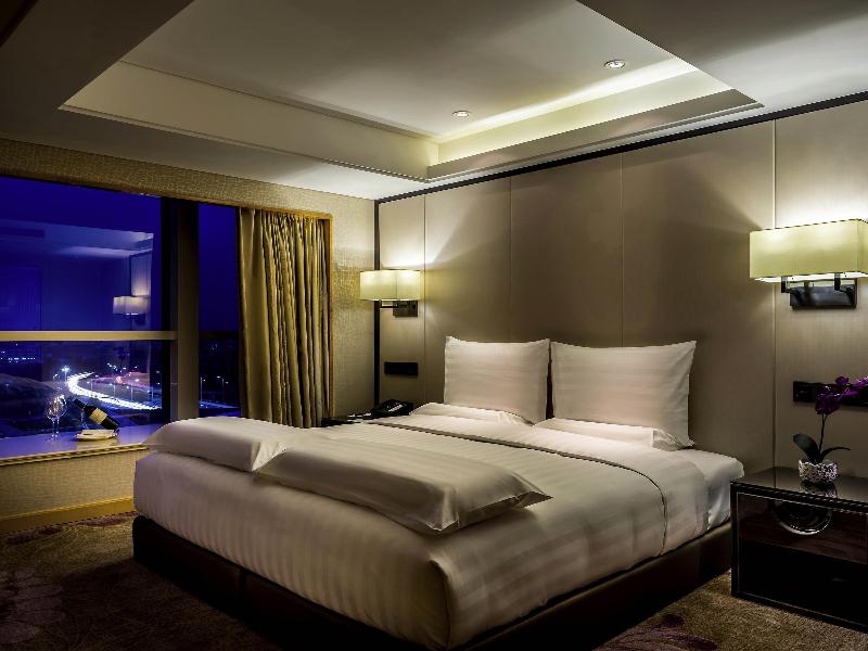 Pullman Qingdao Ziyue image