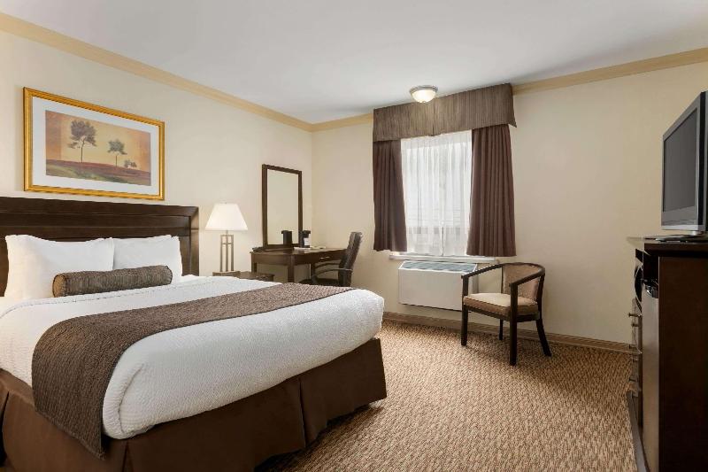 Hotel Days Inn & Suites by Wyndham Sault Ste. Marie