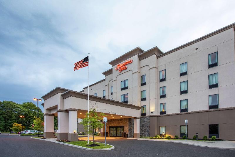 Hampton Inn Voorhees image