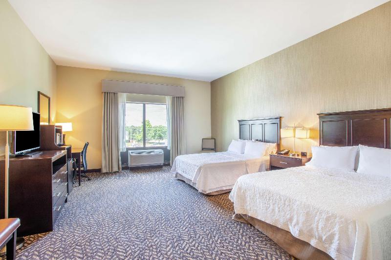 Hampton Inn Voorhees image