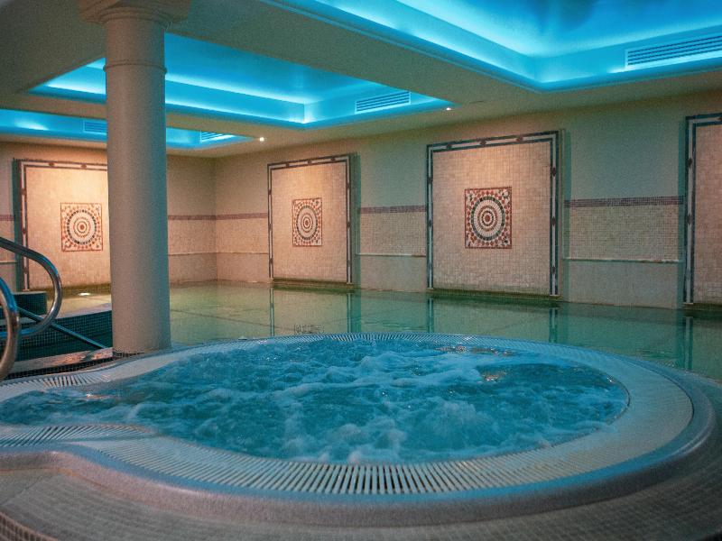 Bunratty Castle Hotel & Leisure Club, BW Premier image