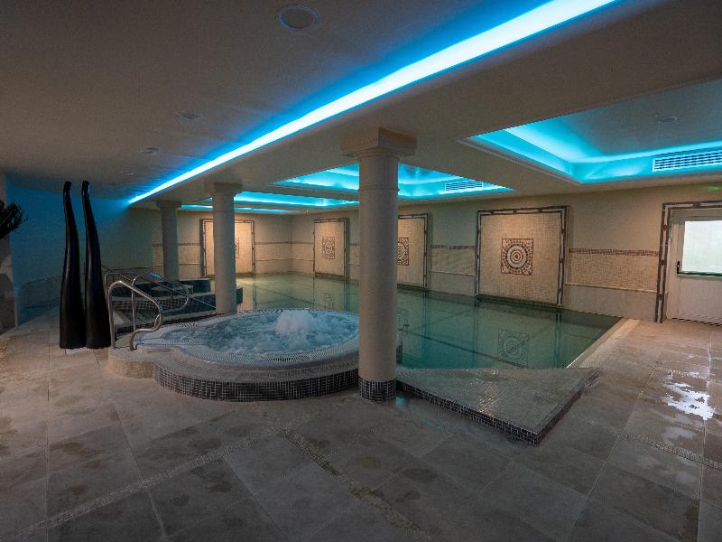 Bunratty Castle Hotel & Leisure Club, BW Premier image