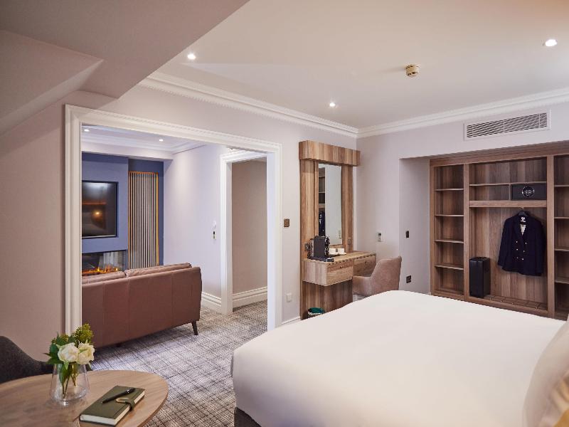 Bunratty Castle Hotel & Leisure Club, BW Premier image